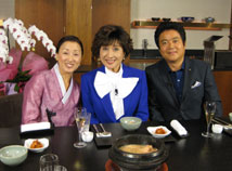 小林幸子さん、司会の堀尾アナウンサー